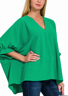  Woven Airflow V-Neck Puff Half Sleeve Top