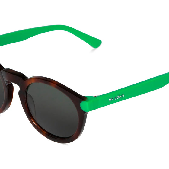 Playful-Jordaan Sunglasses with Classical Lenses